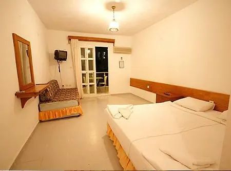Melek / Angel Hotel